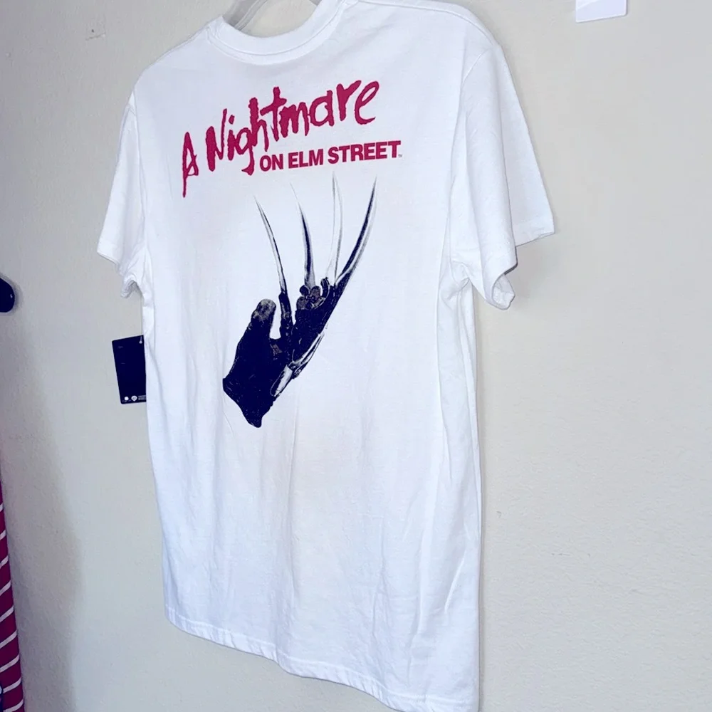 A Nightmare on Elm Street Freddy Krueger unisex graphic T-shirt, medium NWT - Picture 5 of 5